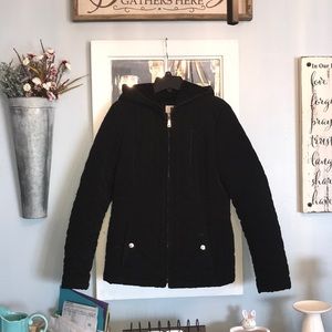 Women's Black Quilted Velvet-trim Jacket